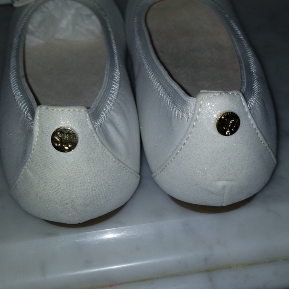 Ballerina Flats - Picture 3 of 6